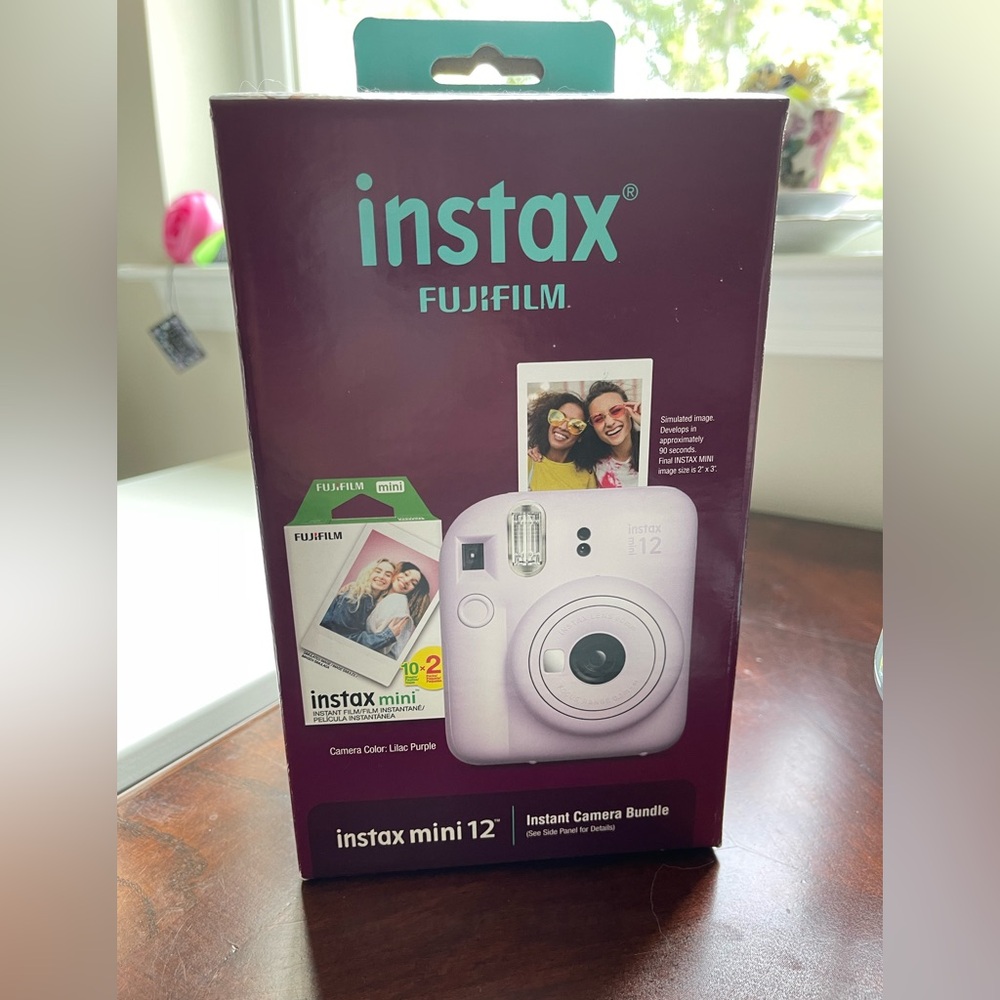 Fuji Film Instax Mini 12 lilac purple bundle